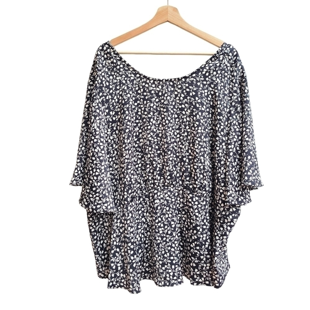 Who What Wear Floral Print Blouse with Wide Scoop Neckline, Size 3X